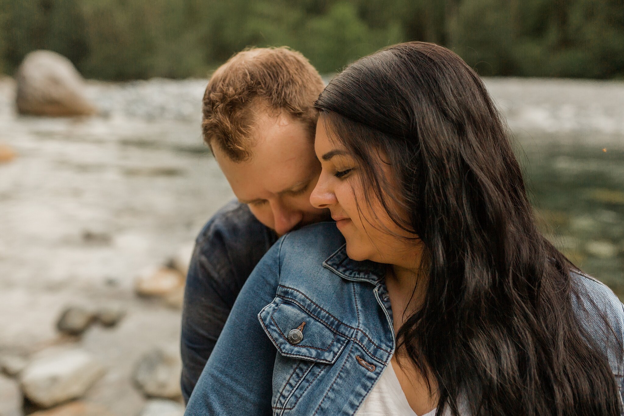 Engagement session in the PNW